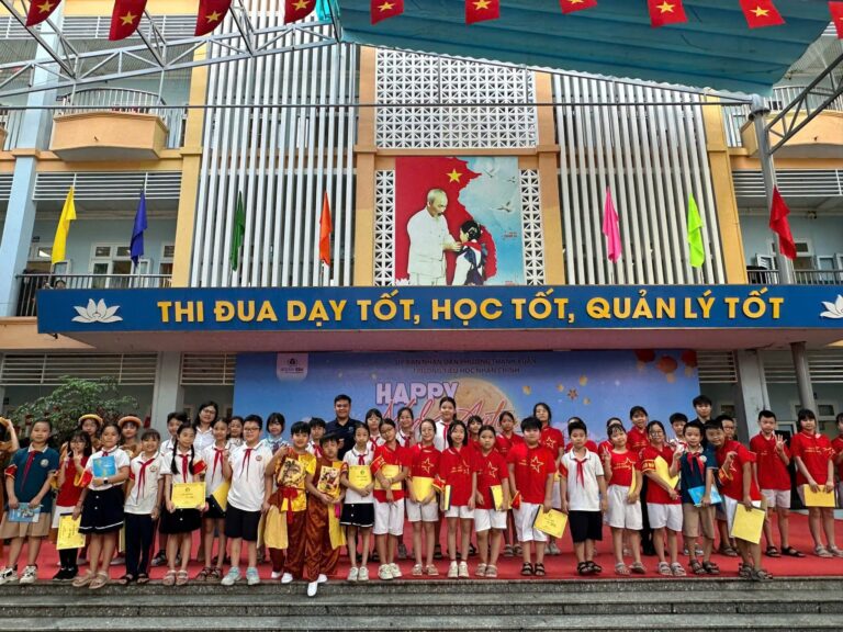 NEROMIND đồng hành cùng Trường Tiểu học Nhân Chính mang đến Trung thu công nghệ đầy sắc màu